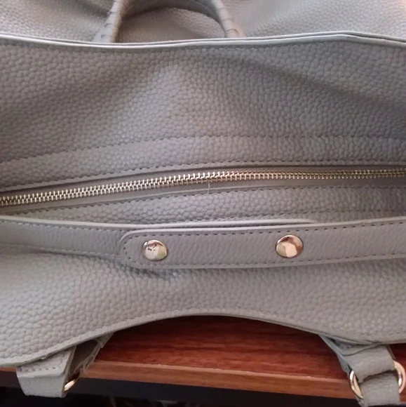 BCBG Paris Grey Pebbled Leather Shoulder Bag - Picture 10 of 11